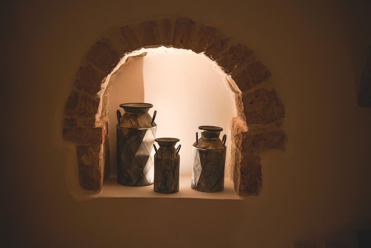 Bed and Breakfast Trullo Essenza-Trulli Anti Charme & Relax Альберобелло Экстерьер фото
